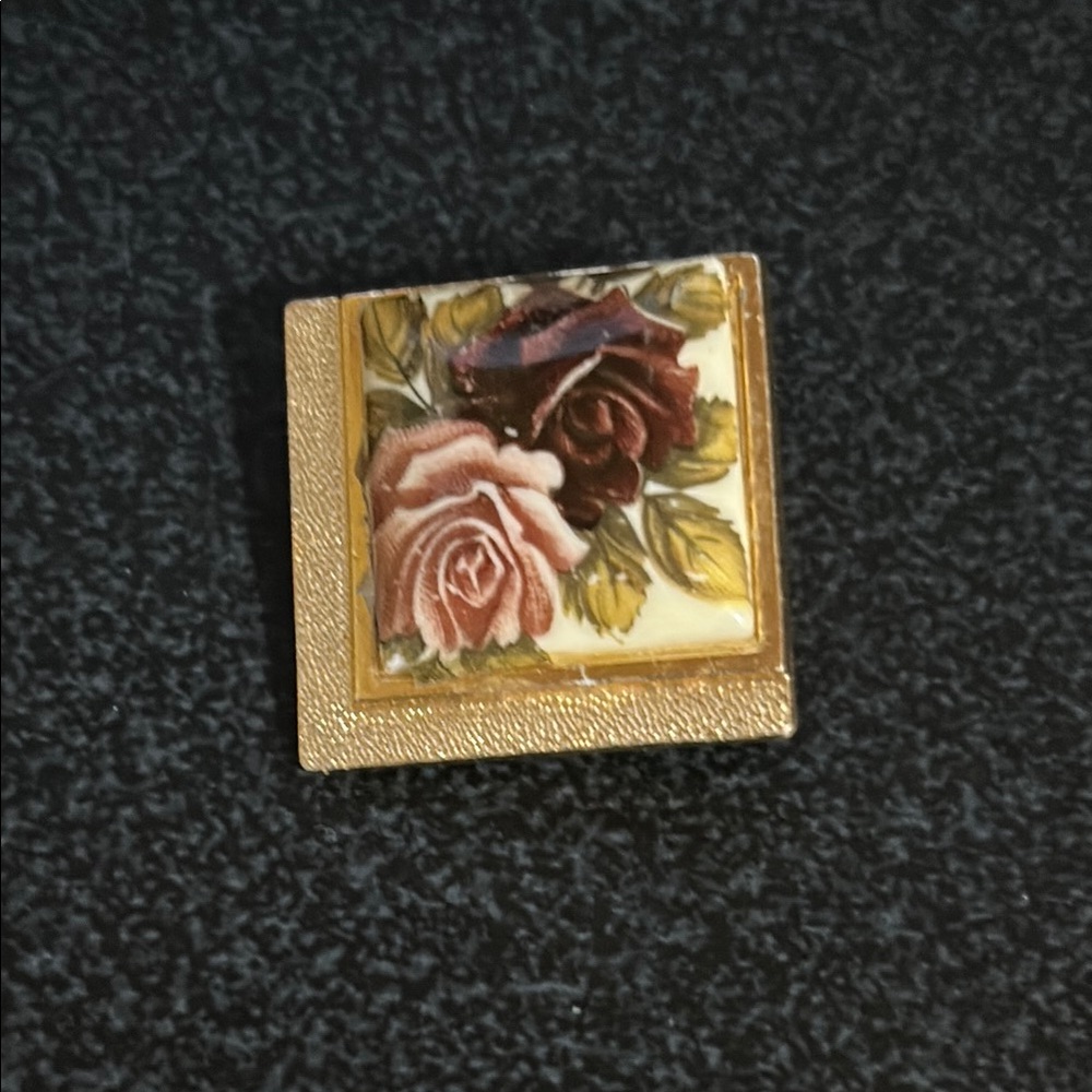 Floral Gold-Tone scarf clip